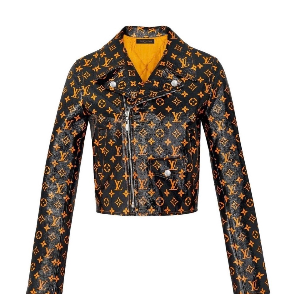 Louis Vuitton Black and Orange Leather Jacket Att Collectors 🍊🦄
Make an offer 🤩